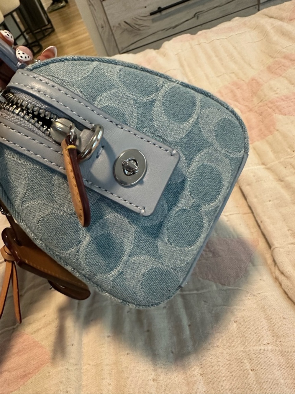 Coach Light Blue Denim Logo Satchel with Tan Tag - Picture 4 of 4